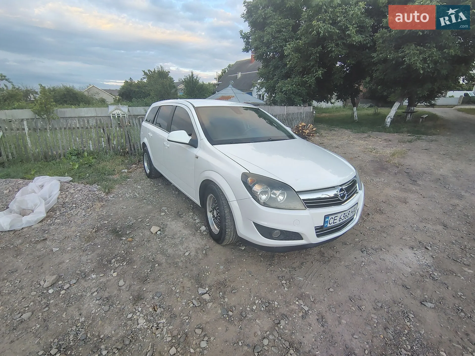 2010 Opel Astra - мініатюра 9