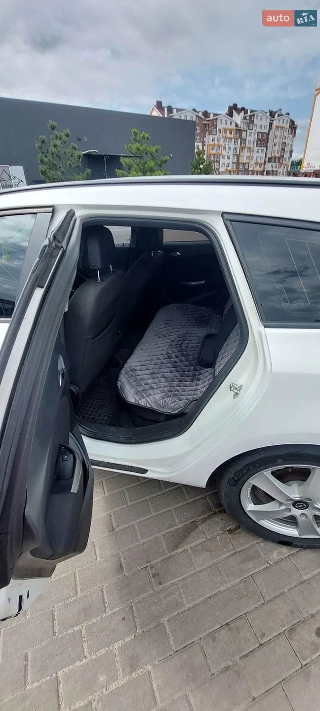 2012 Opel Astra - мініатюра 8