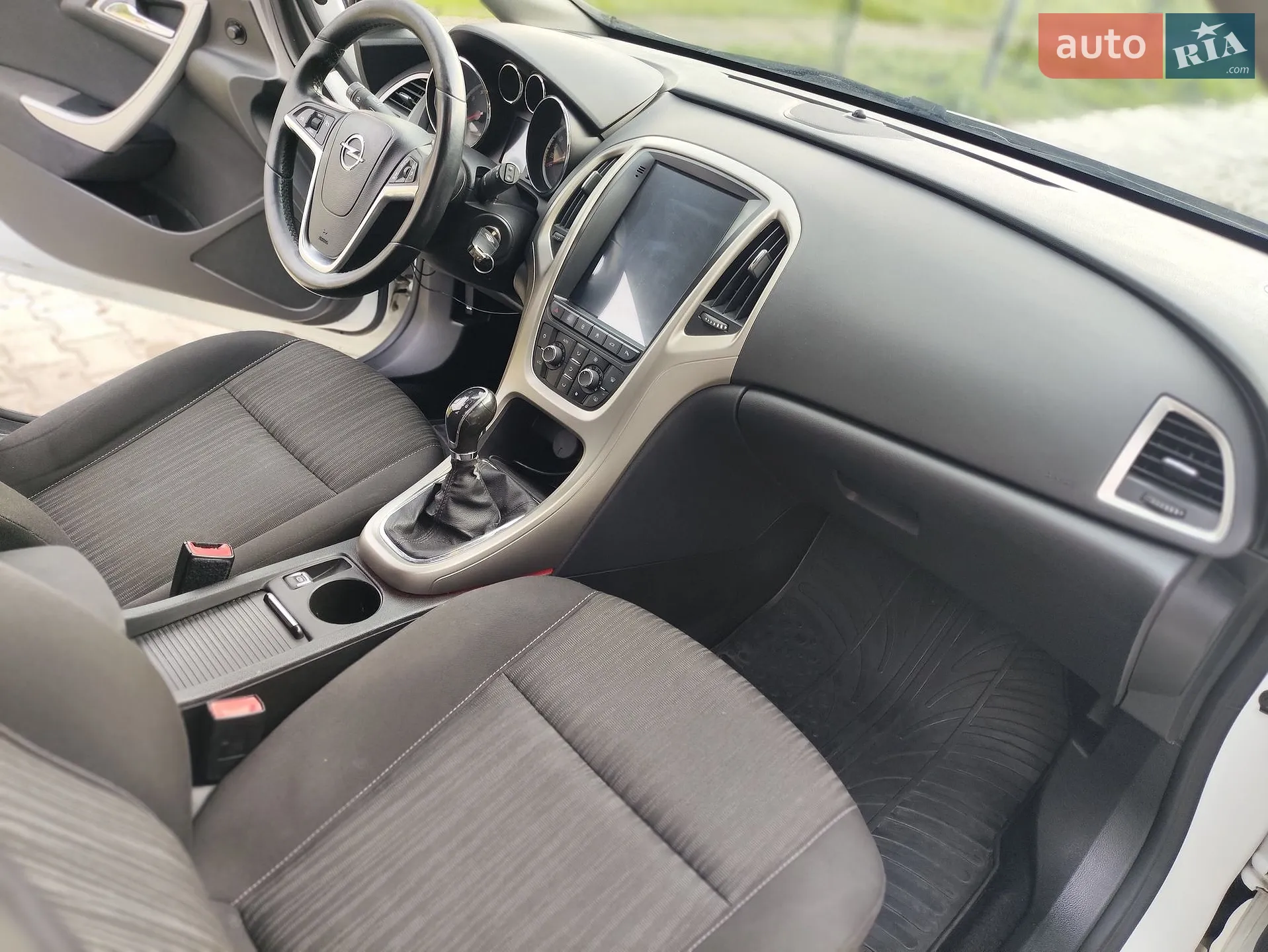 2011 Opel Astra - мініатюра 21