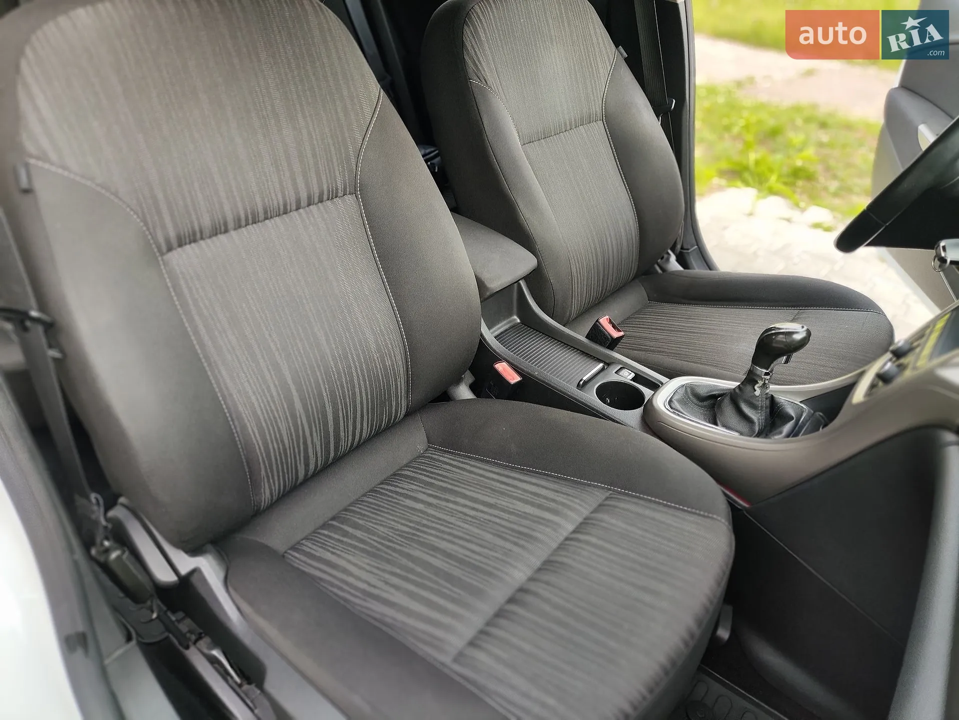 2011 Opel Astra - мініатюра 22