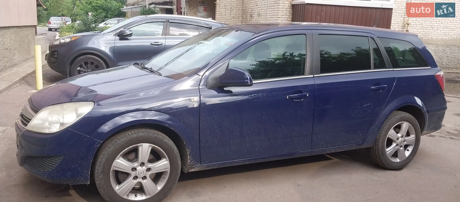 2010 Opel Astra - мініатюра 2