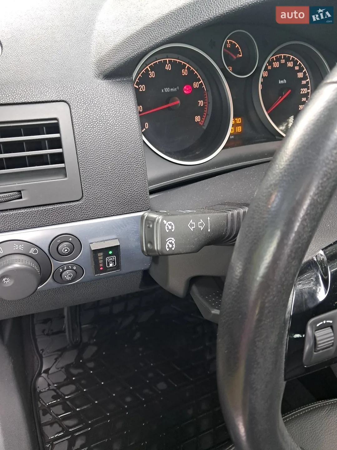 2010 Opel Astra - мініатюра 10