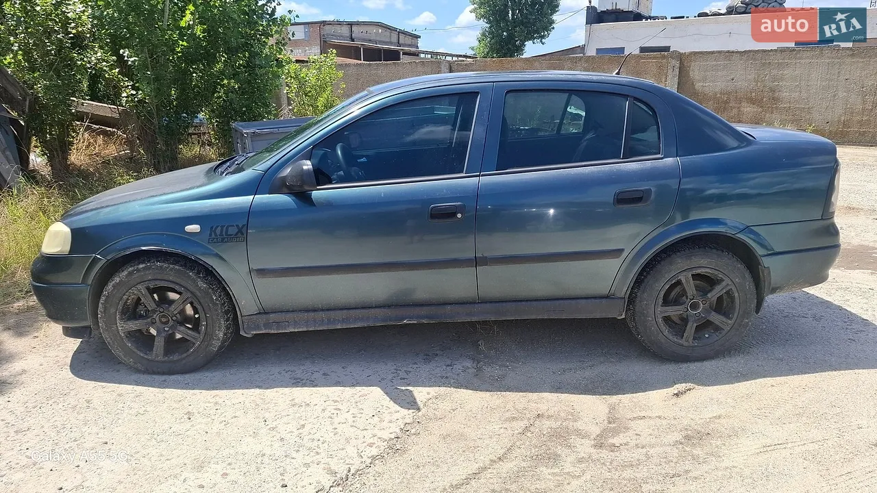 Opel Astra 2004