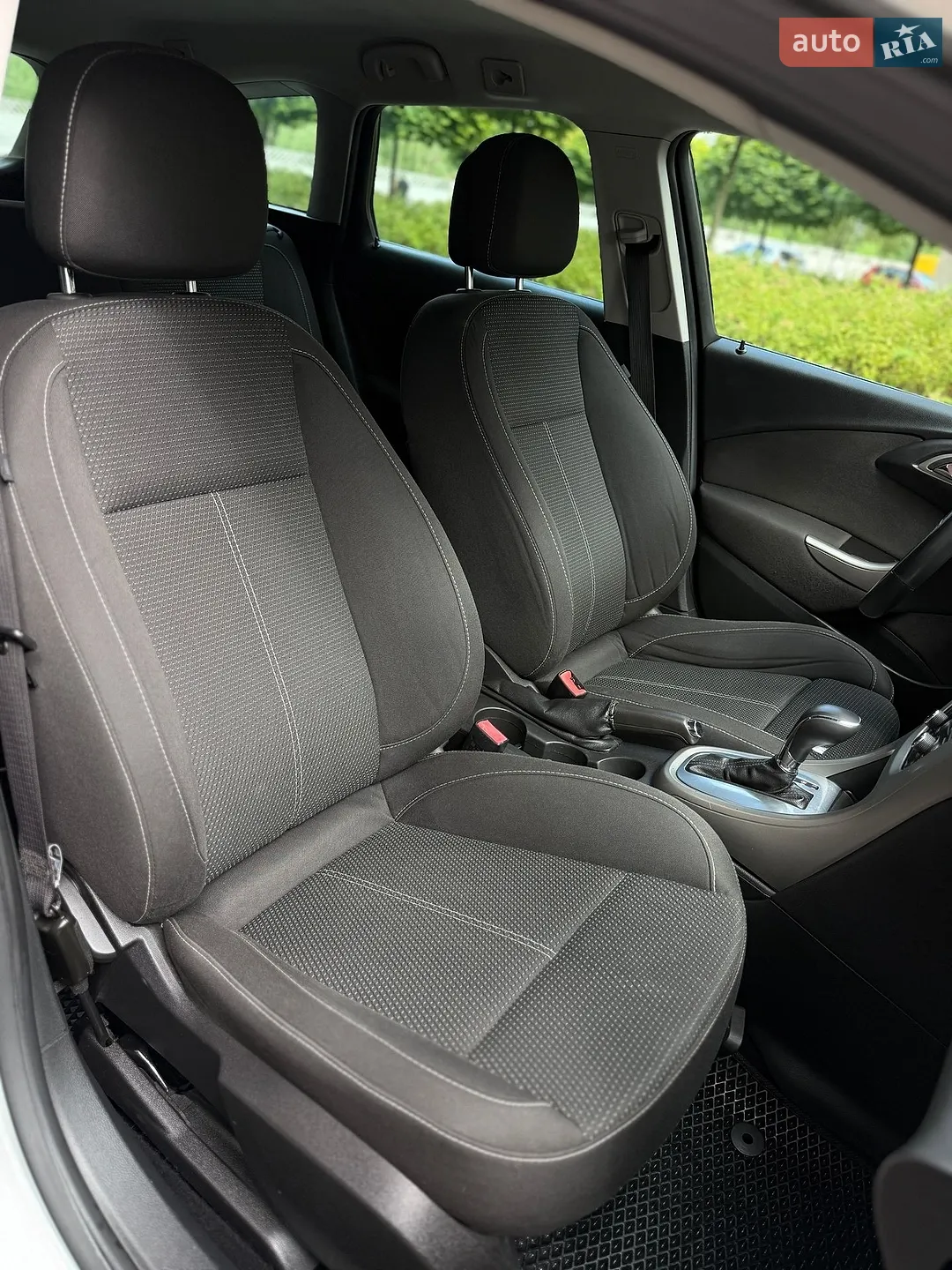 2011 Opel Astra - мініатюра 31
