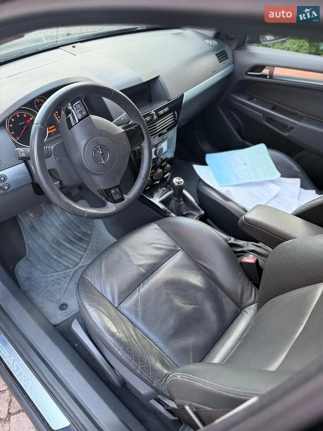 2010 Opel Astra - мініатюра 8