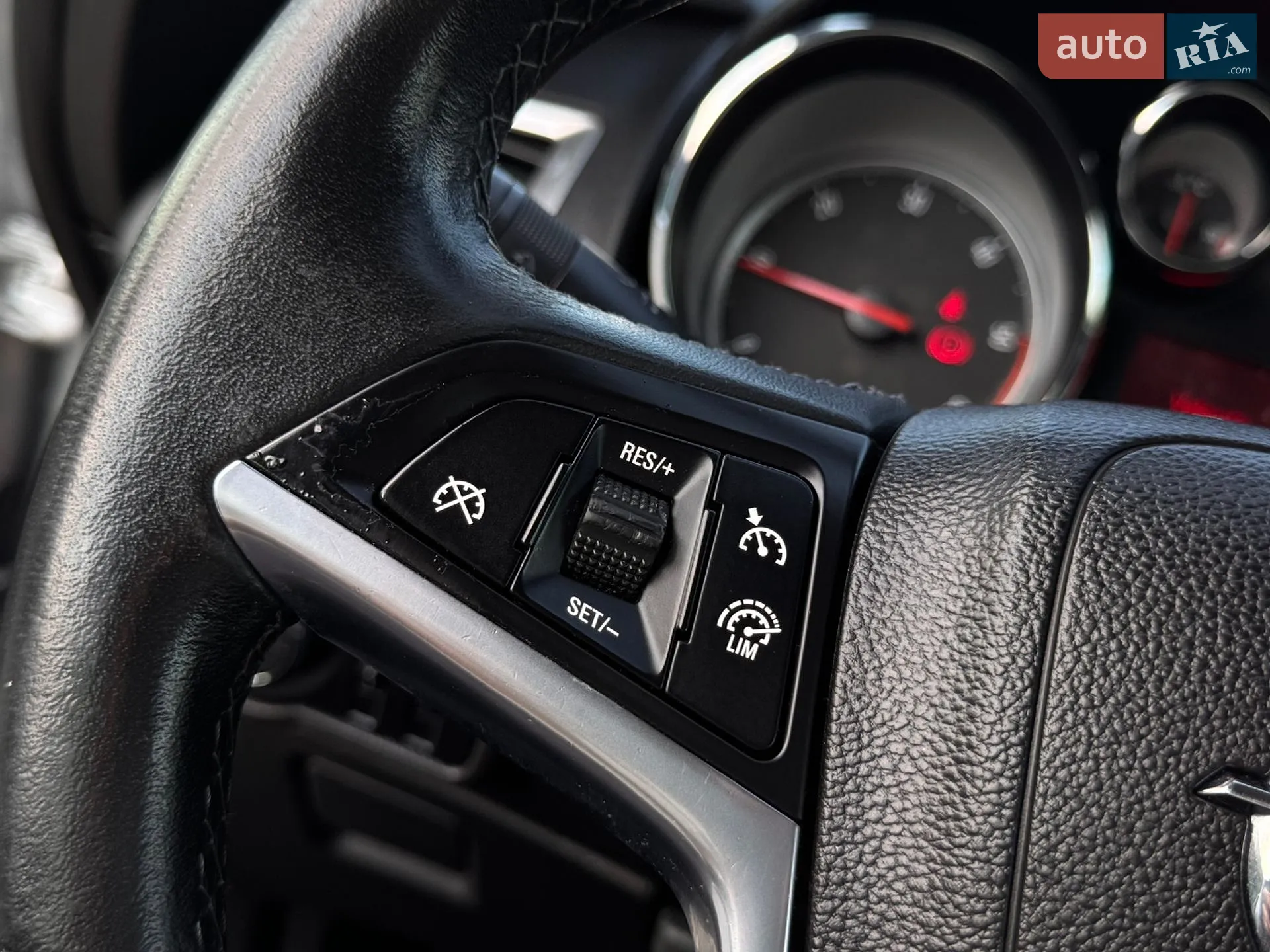 2013 Opel Astra - мініатюра 41