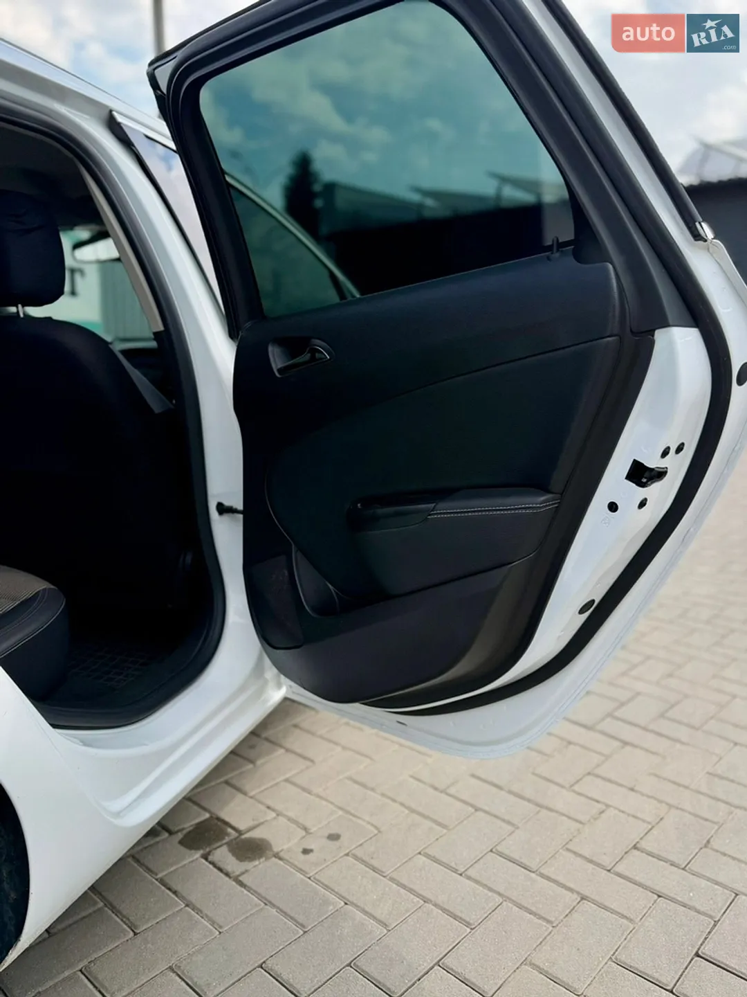 2015 Opel Astra - мініатюра 11
