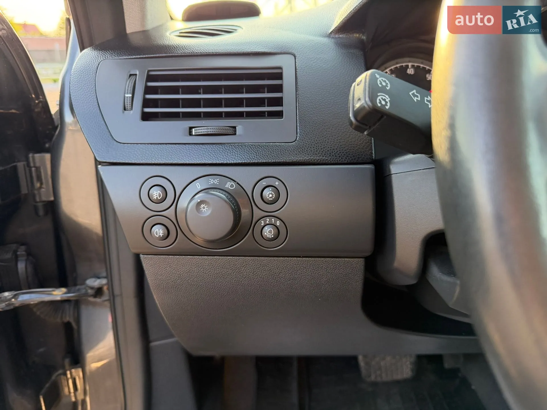 2012 Opel Astra - мініатюра 38