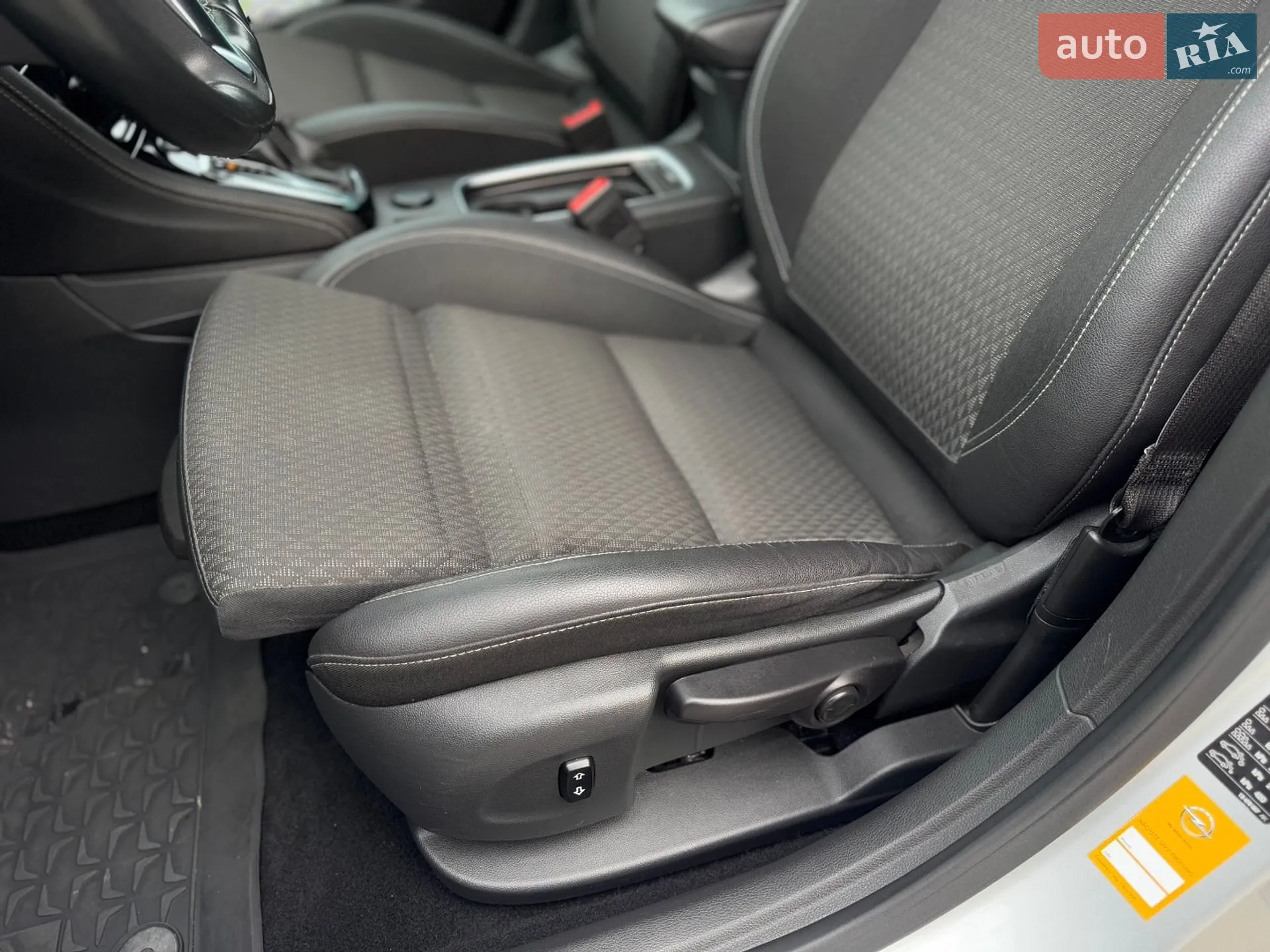 2017 Opel Astra - мініатюра 26