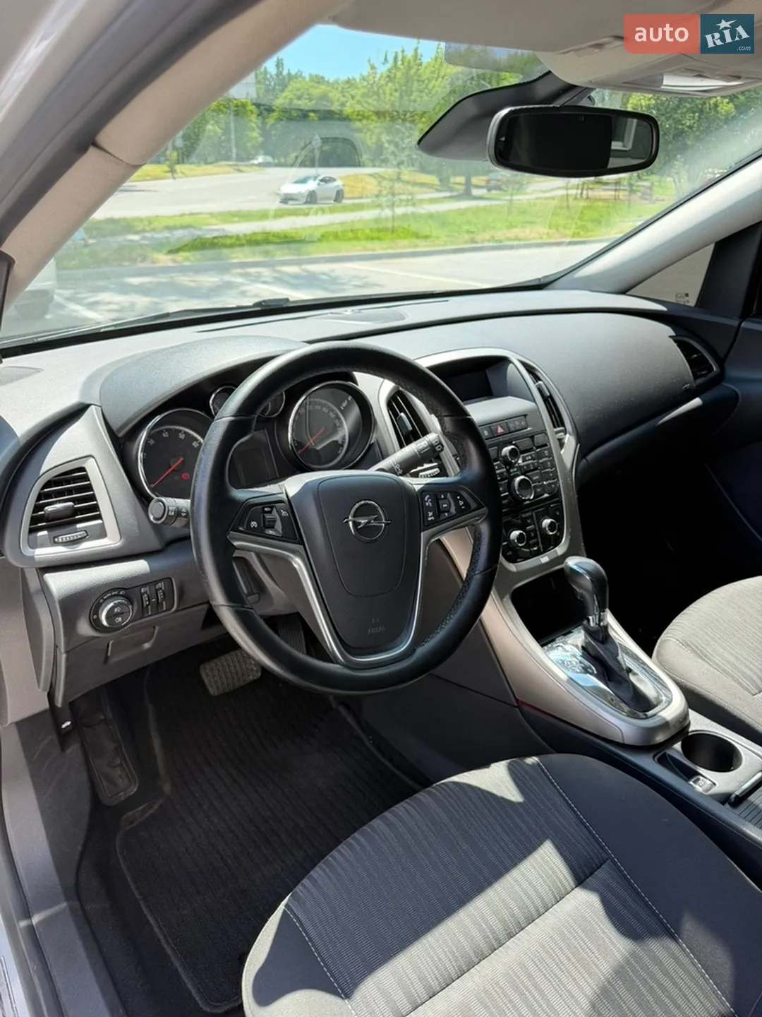 2011 Opel Astra - мініатюра 9