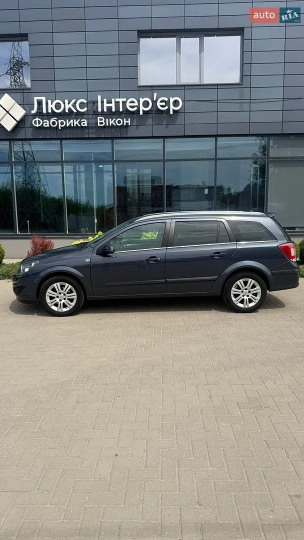 2010 Opel Astra - мініатюра 5