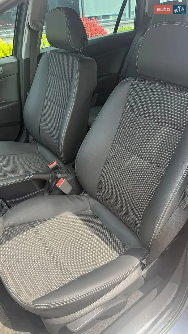 2010 Opel Astra - мініатюра 34