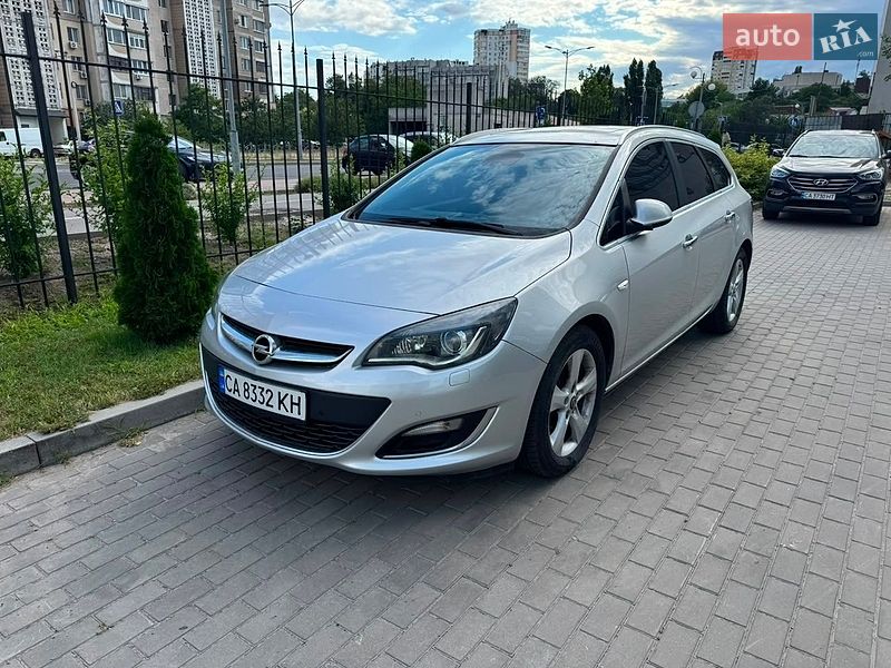 Opel Astra 2013 Opel Astra 2013