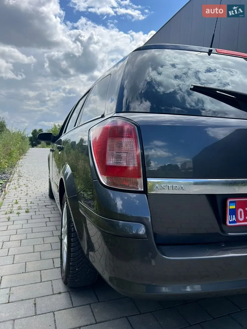 2010 Opel Astra - мініатюра 22
