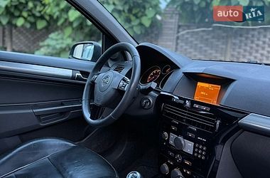 Хэтчбек Opel Astra 2009 в Тульчине