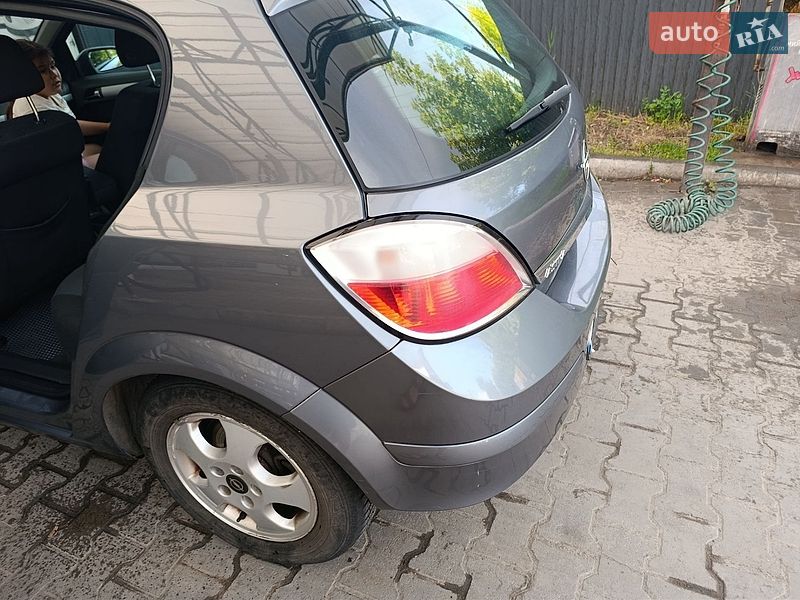 Хэтчбек Opel Astra 2006 в Хмельницком