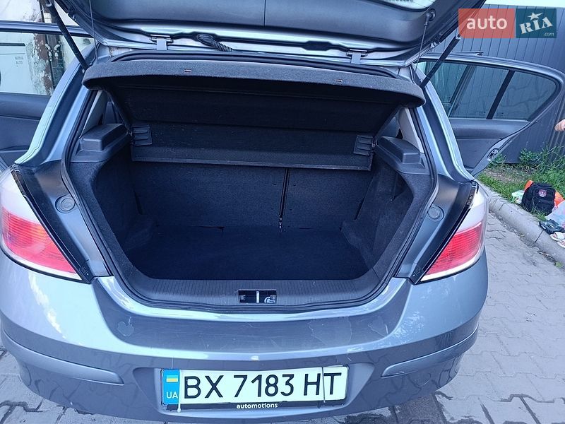 Хэтчбек Opel Astra 2006 в Хмельницком