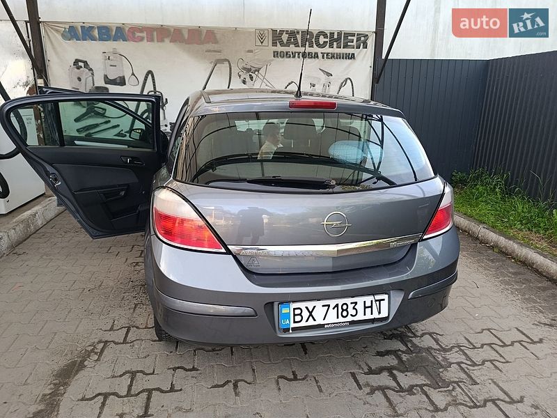 Хэтчбек Opel Astra 2006 в Хмельницком