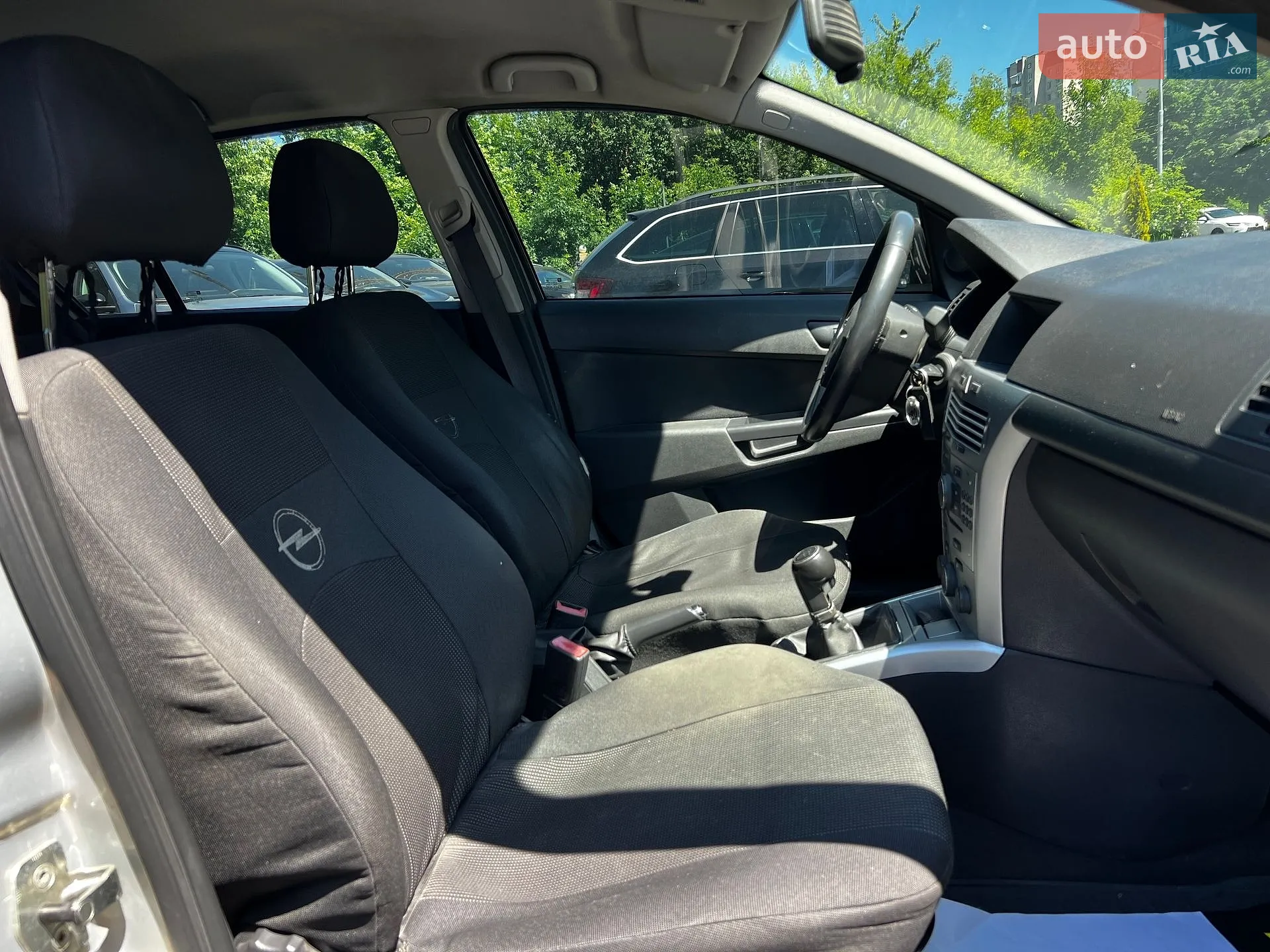 2011 Opel Astra - мініатюра 21