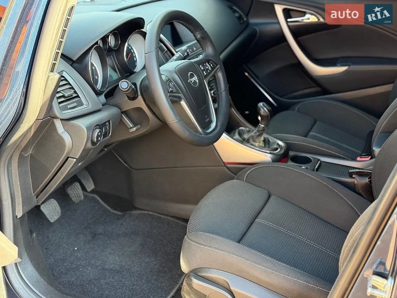 2012 Opel Astra - мініатюра 9