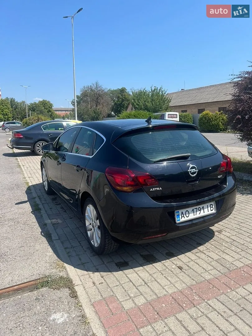 2010 Opel Astra - мініатюра 3