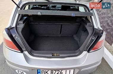 Хэтчбек Opel Astra 2004 в Ровно фото 10 Хэтчбек Opel Astra 2004 в Ровно