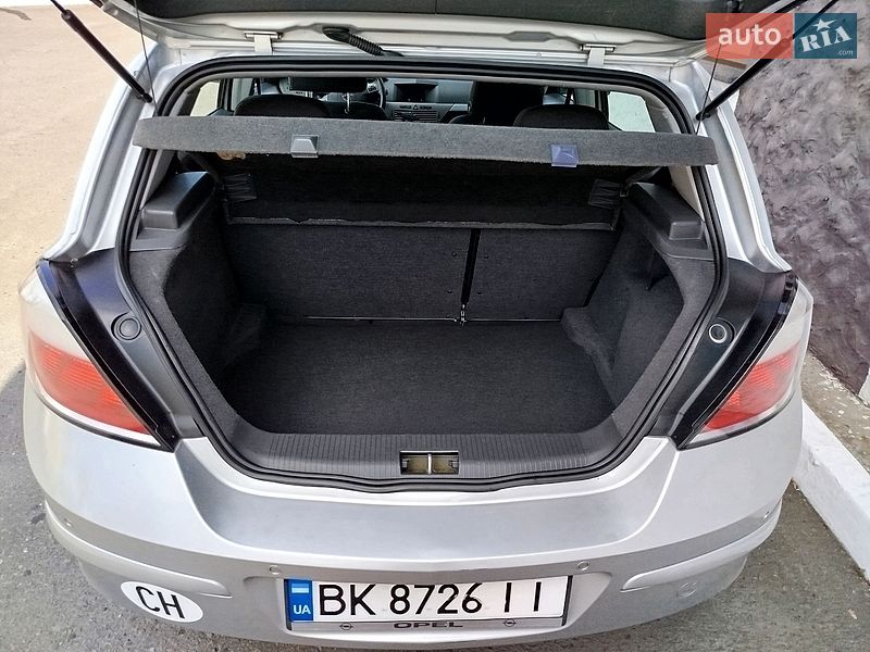 Хэтчбек Opel Astra 2004 в Ровно фото 10 Хэтчбек Opel Astra 2004 в Ровно