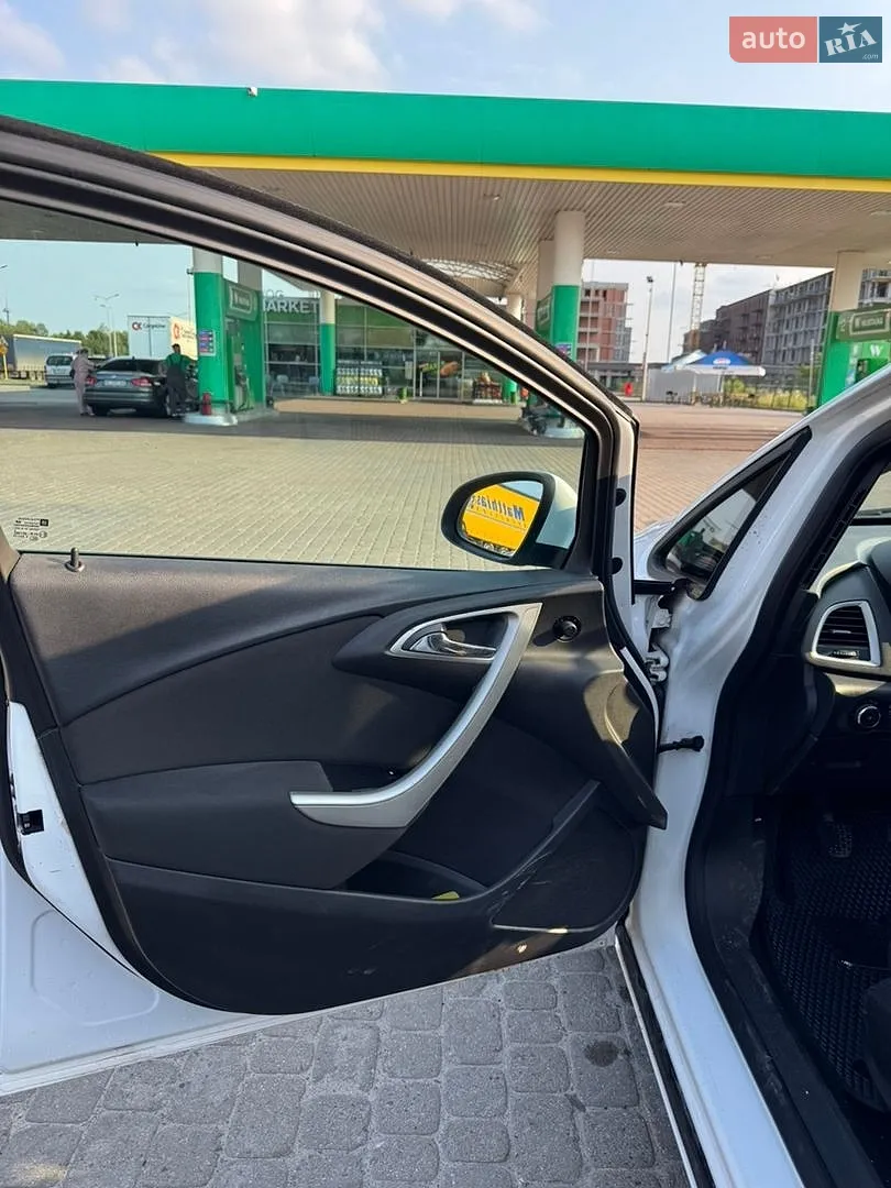 2012 Opel Astra - мініатюра 17