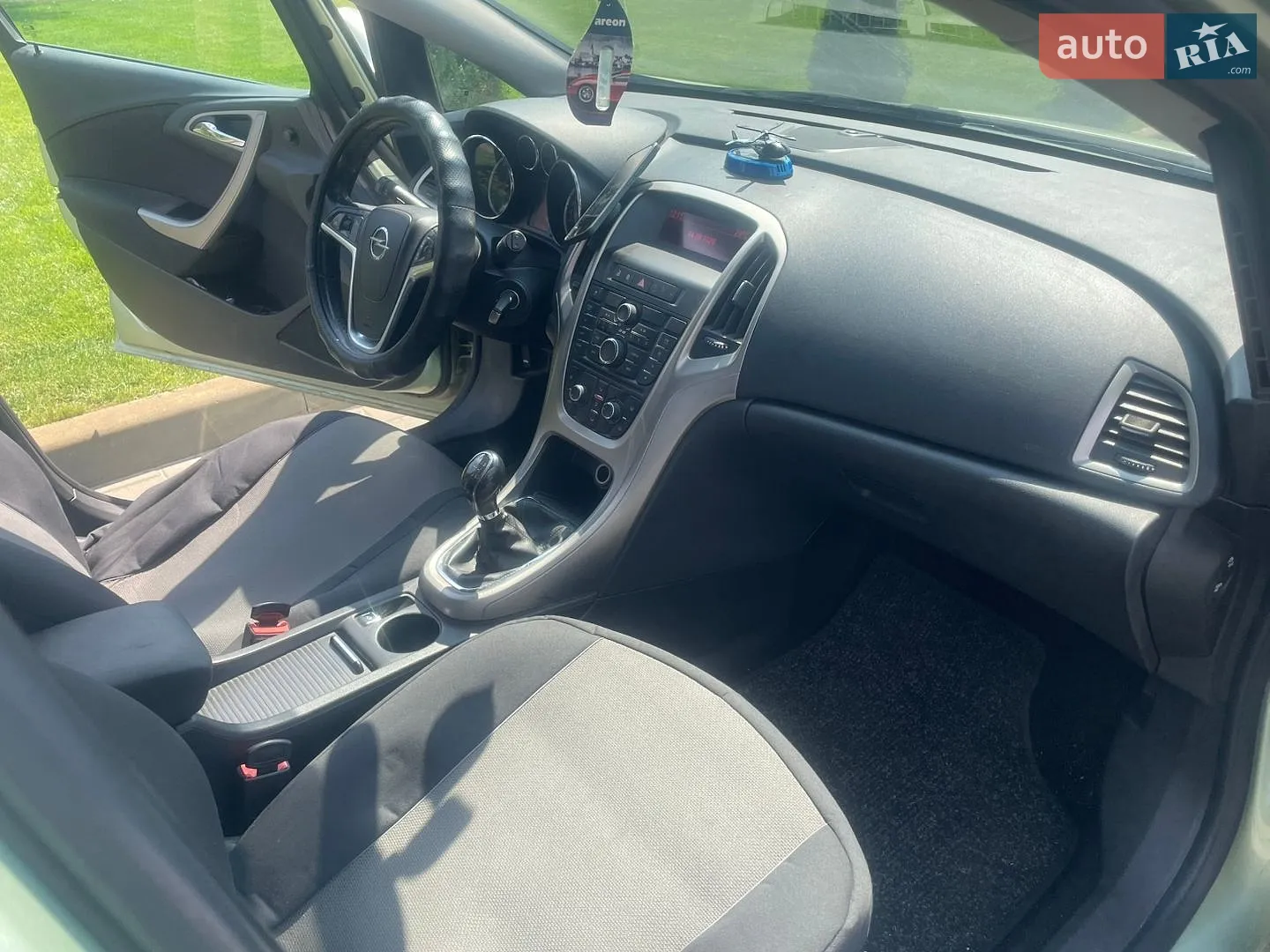 2011 Opel Astra - мініатюра 10