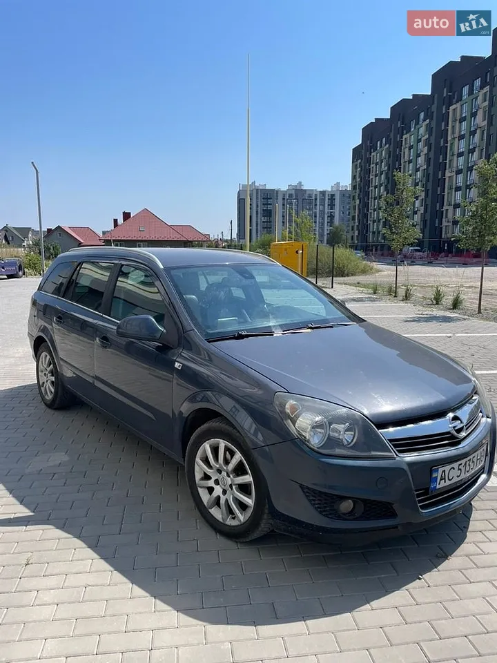 2011 Opel Astra - мініатюра 14