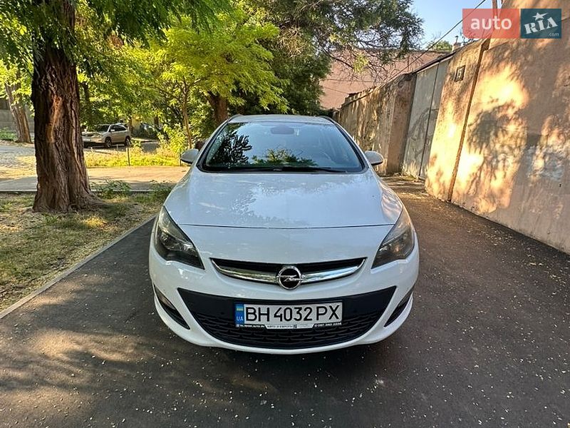 Opel Astra 2015 Opel Astra 2015