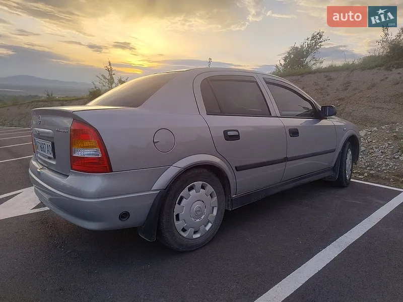 Opel Astra 2007
