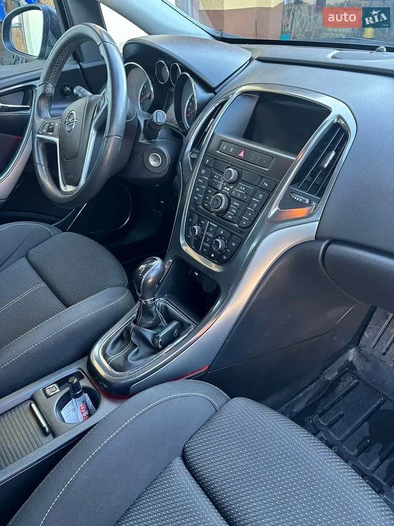2011 Opel Astra - мініатюра 8