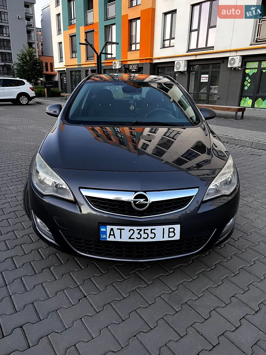 2011 Opel Astra - фото 1