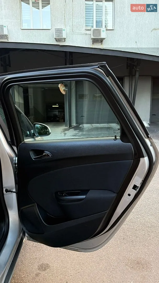 2012 Opel Astra - мініатюра 25