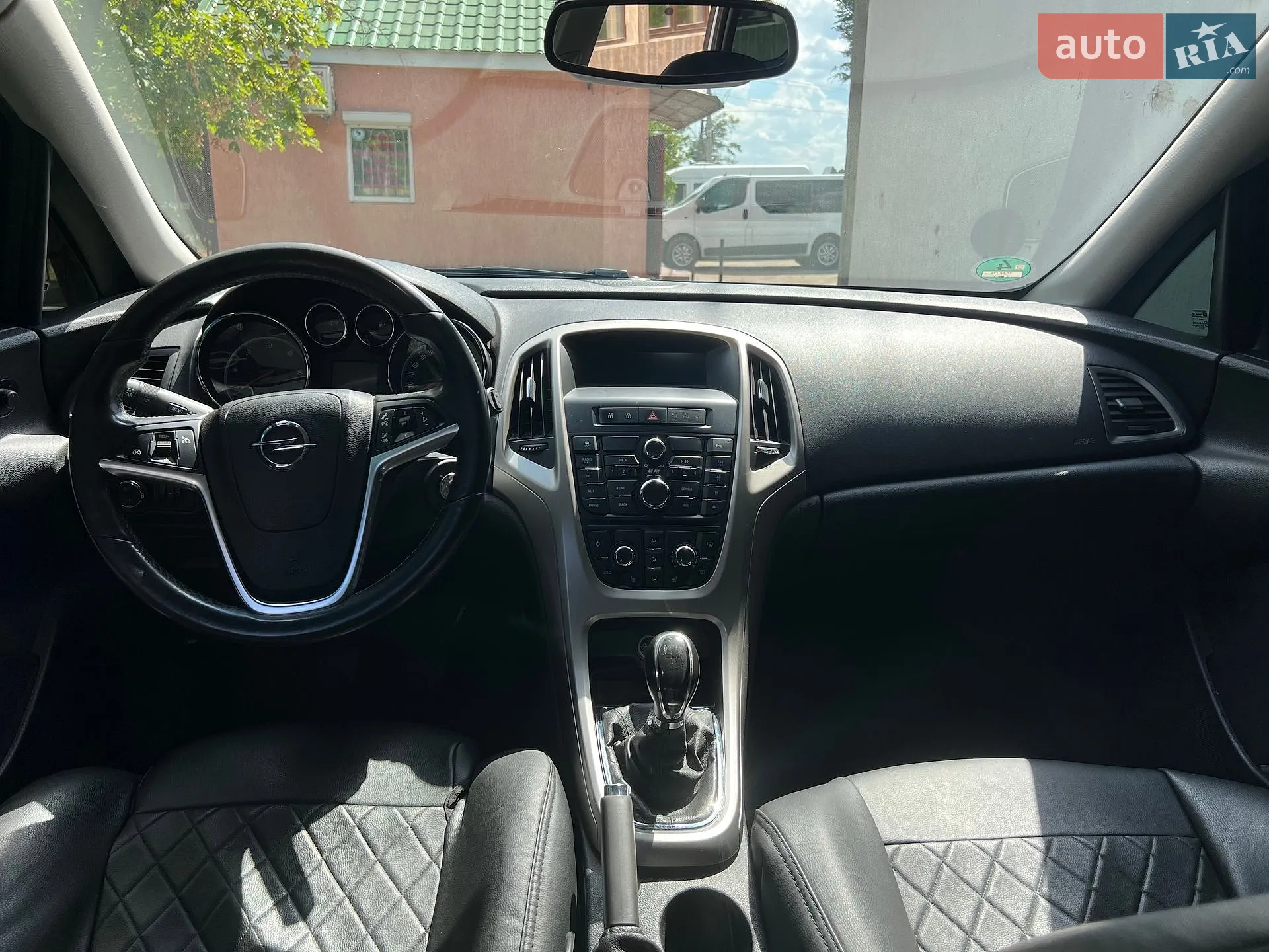 2011 Opel Astra - мініатюра 13