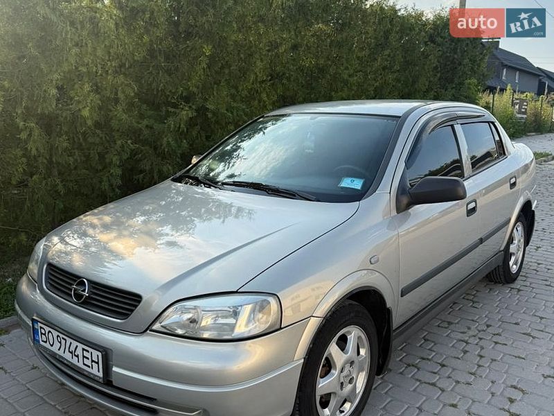 Opel Astra, фото з оголошення