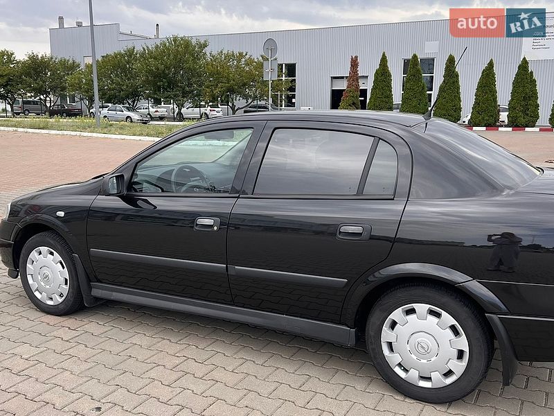 Седан Opel Astra 2007 в Миколаєві