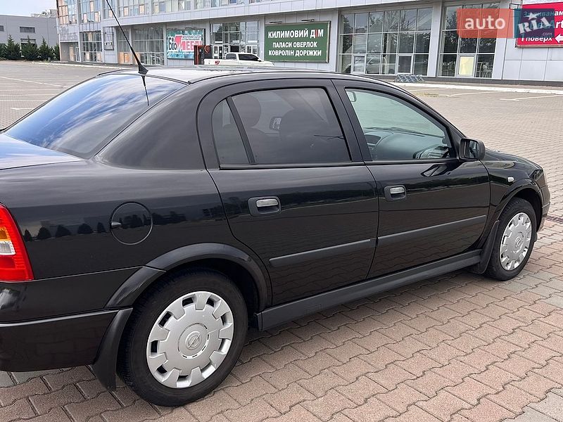 Седан Opel Astra 2007 в Миколаєві
