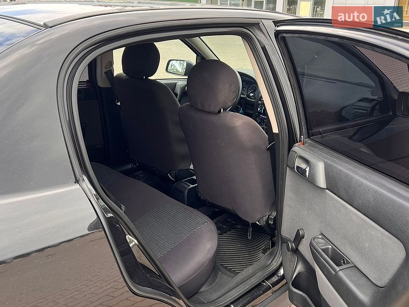 Седан Opel Astra 2007 в Миколаєві