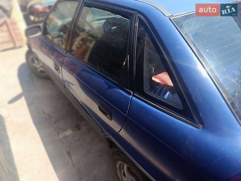 Седан Opel Astra 1997 в Кропивницком фото 2 Седан Opel Astra 1997 в Кропивницком