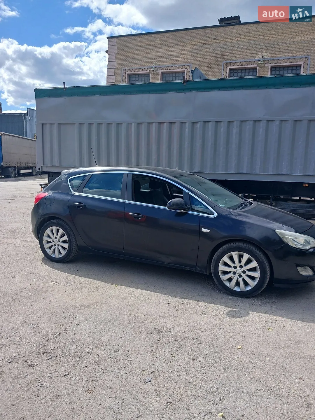 2010 Opel Astra - мініатюра 3
