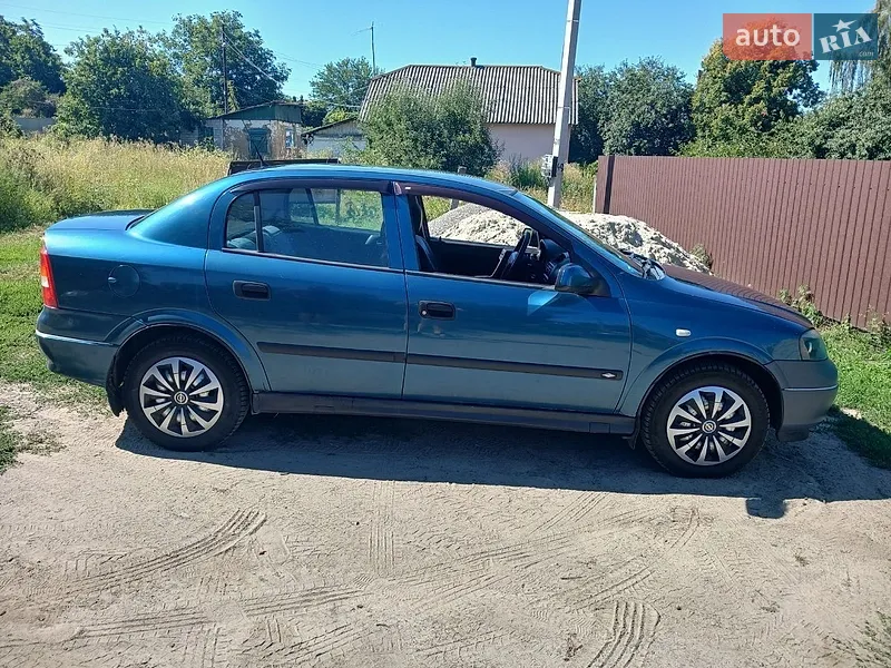 Opel Astra