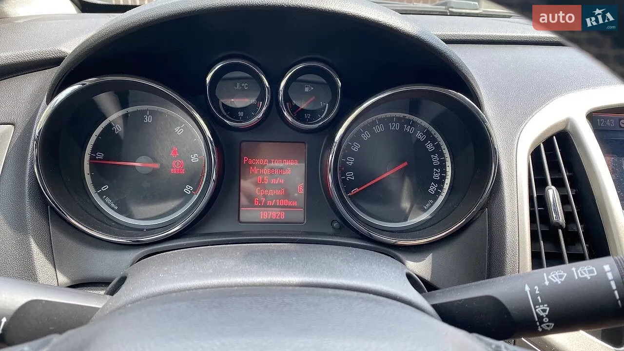 2011 Opel Astra - мініатюра 12