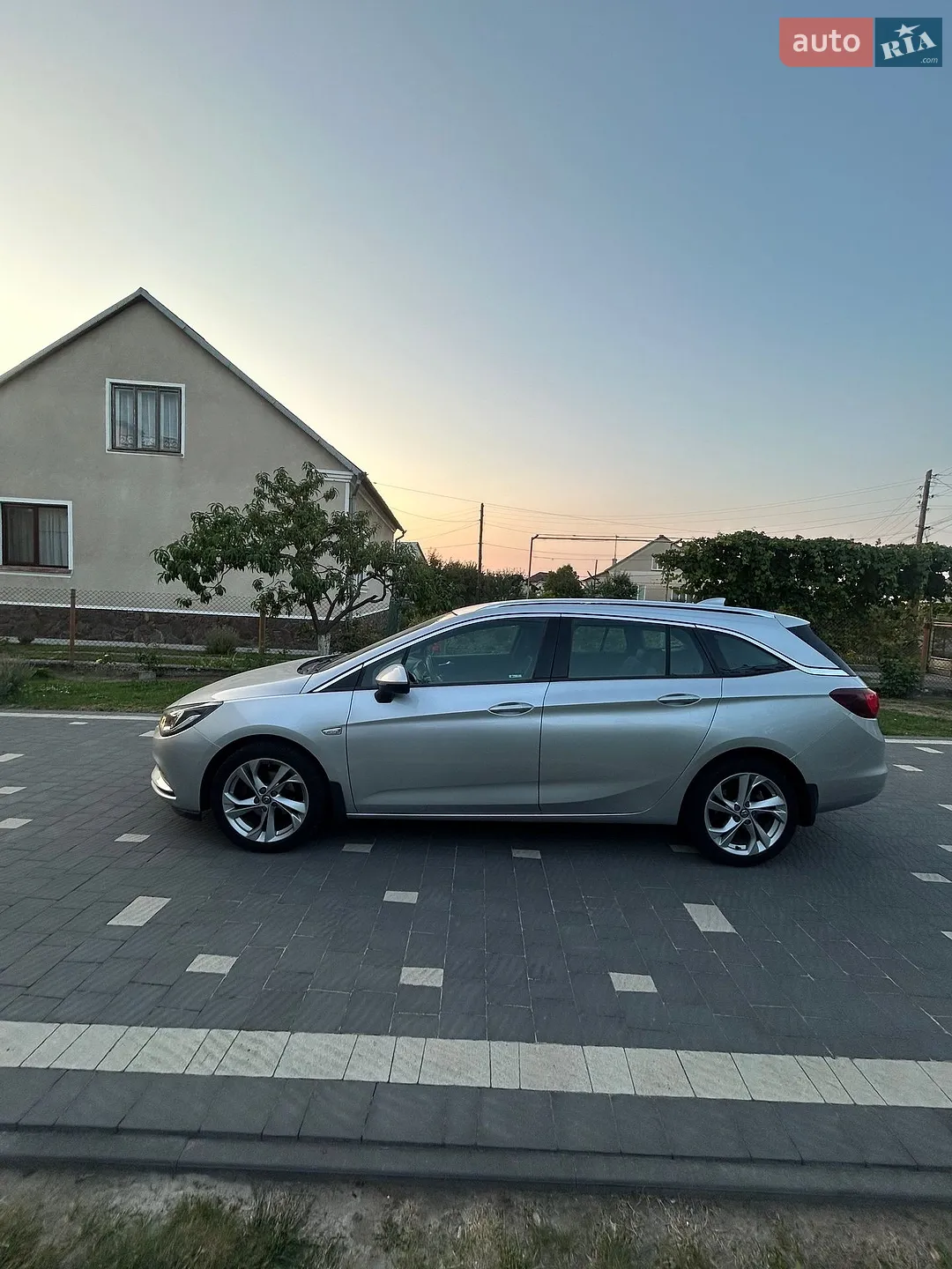 2017 Opel Astra - мініатюра 2