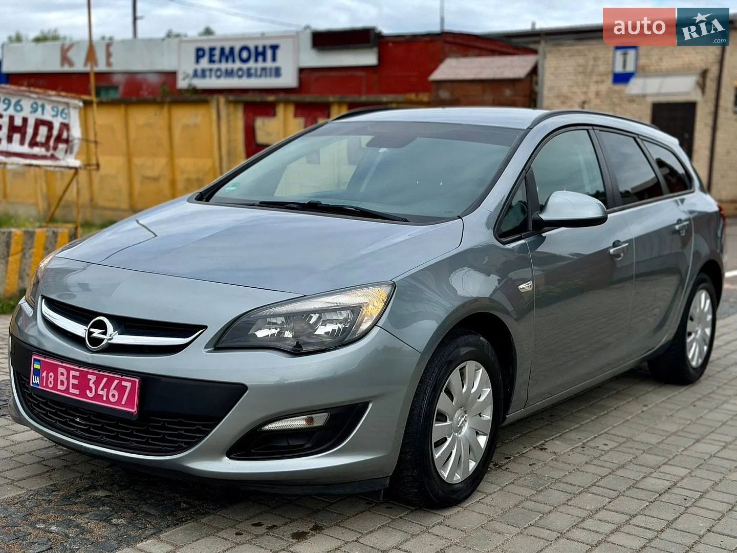 2013 Opel Astra - фото 1