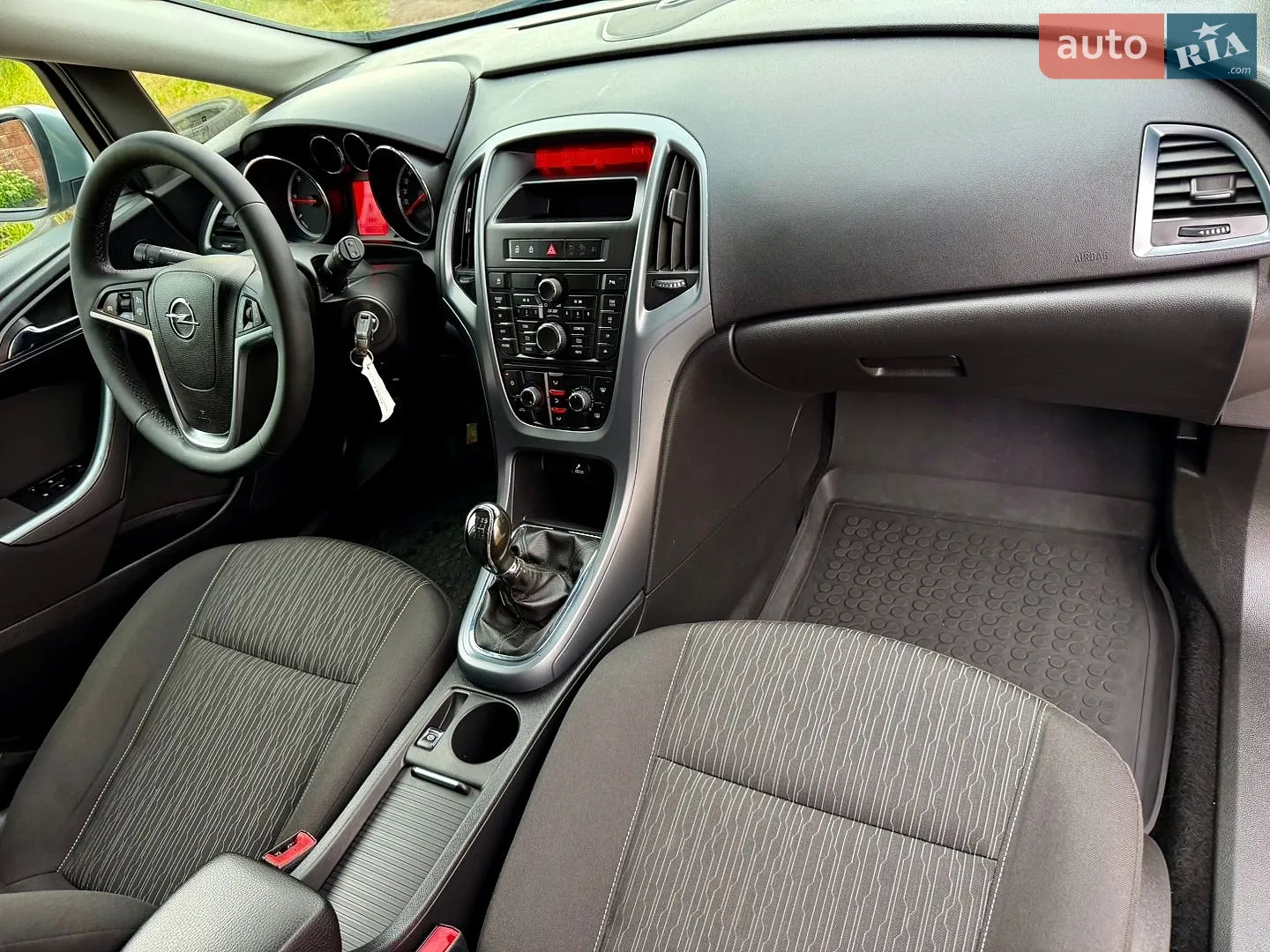 2013 Opel Astra - мініатюра 28