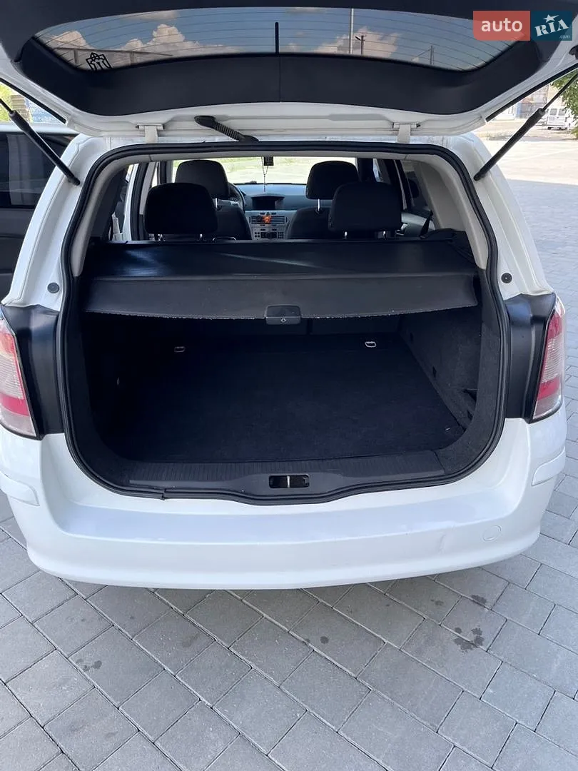 2010 Opel Astra - мініатюра 13