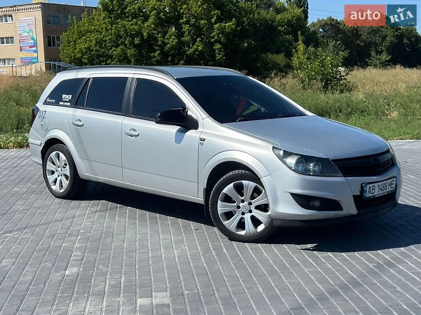 2010 Opel Astra - мініатюра 2
