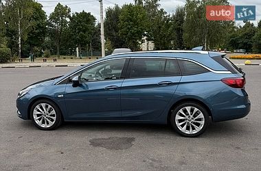 Універсал Opel Astra 2017 в Харкові